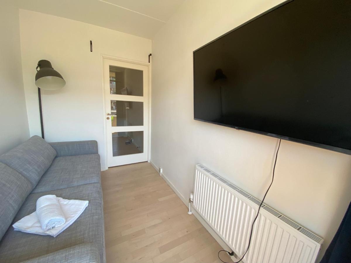 Central Copenhagen Apt With Balcony, Free Parking W Elevator Ngoại thất bức ảnh