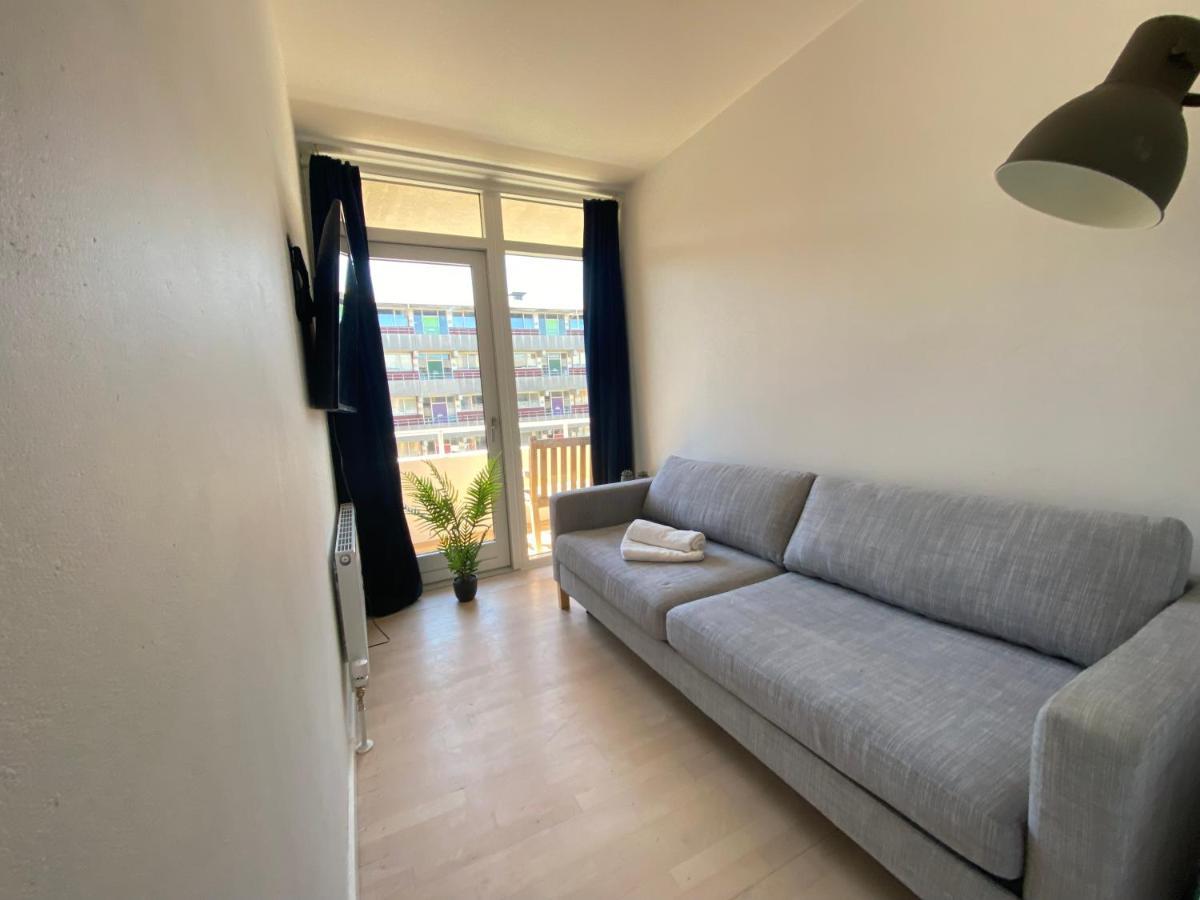 Central Copenhagen Apt With Balcony, Free Parking W Elevator Ngoại thất bức ảnh